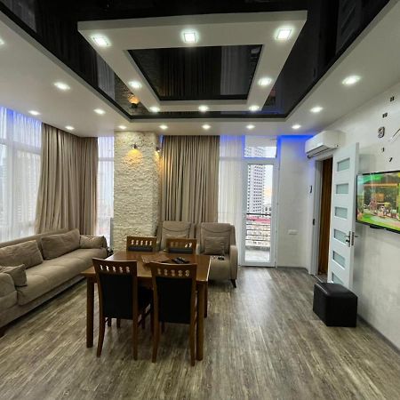 Apartament DeLux Sea View Batumi Bagian luar foto