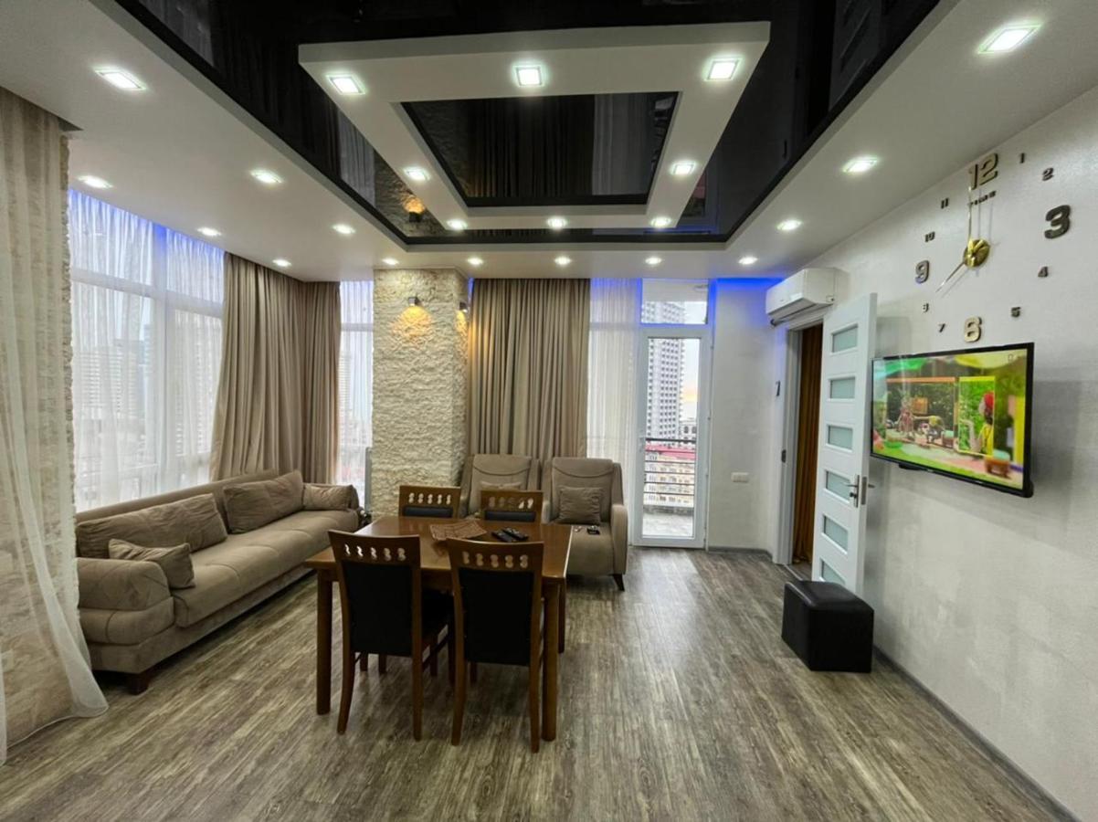 Apartament DeLux Sea View Batumi Bagian luar foto